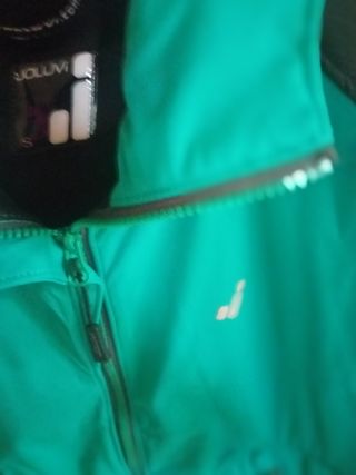 impermeable T-38 mujer verde