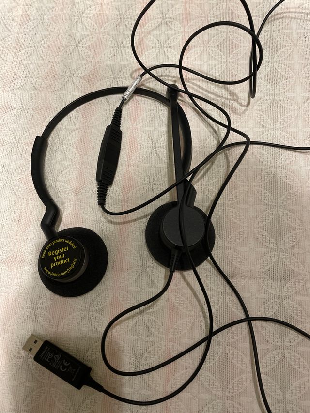 Auriculares jabra con microfono con funda