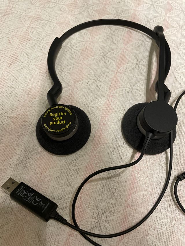 Auriculares jabra con microfono con funda