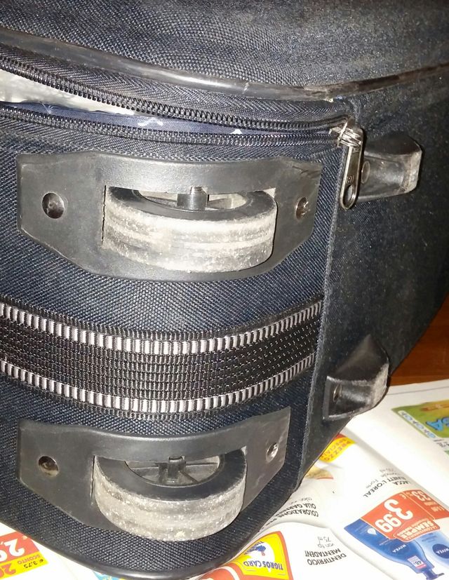 VALIGIA SEMIRIGIDA GRANDE CON ROTELLE