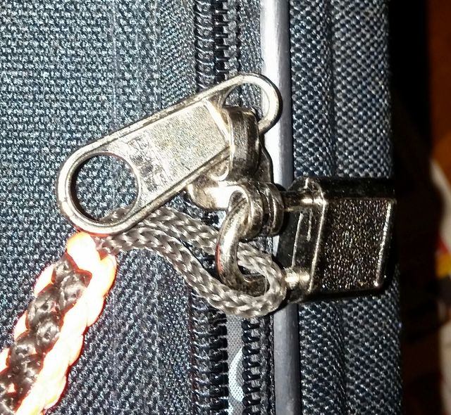 VALIGIA SEMIRIGIDA GRANDE CON ROTELLE