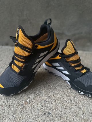 Adidas Terrex 350 Goretex de segunda mano por 65 EUR en Cáceres en WALLAPOP
