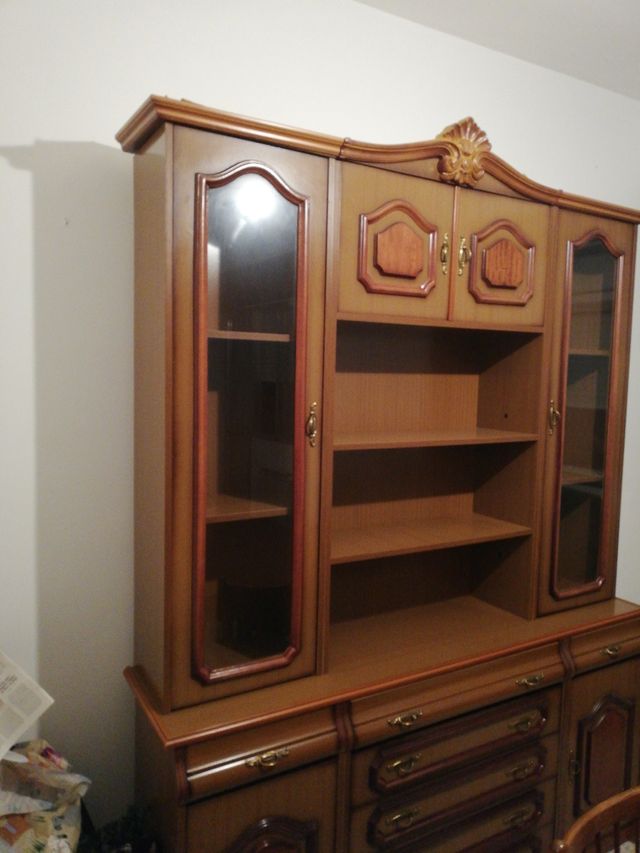 Mueble chinero impecable