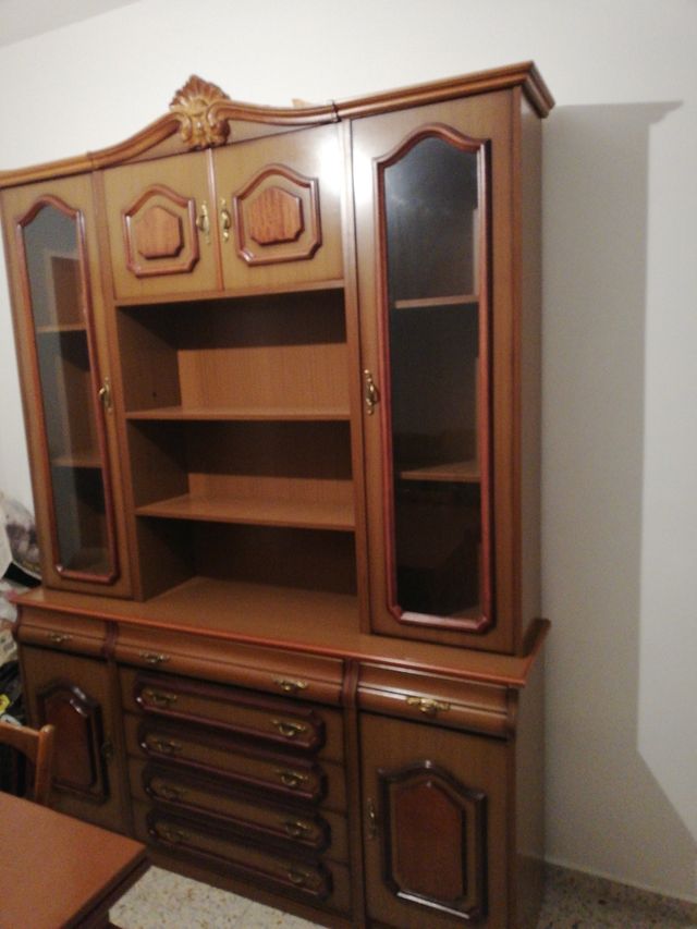 Mueble chinero impecable