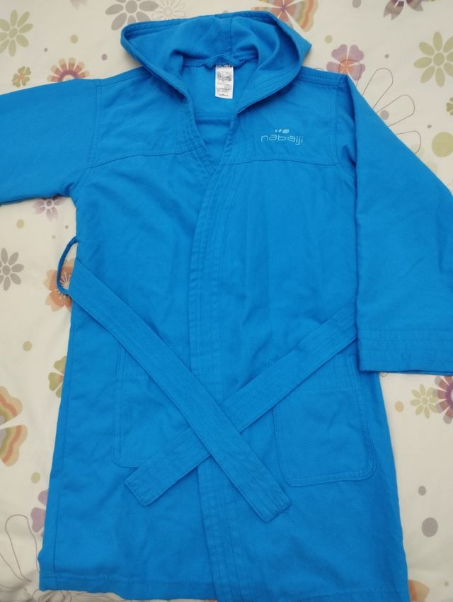 Albornoz nin@ talla 6 años