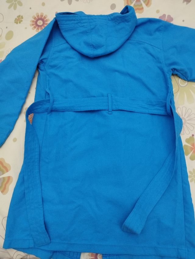 Albornoz nin@ talla 6 años