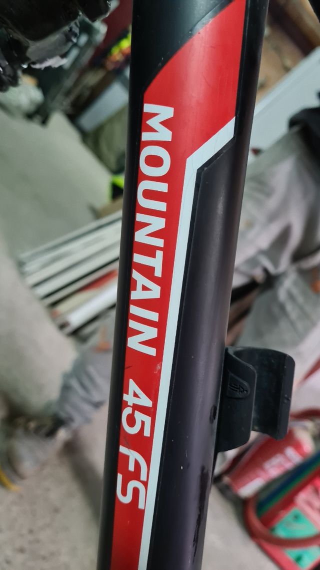 SE VENDE BICICLETA DE MONTAÑA MOUNTAIN 45 FS