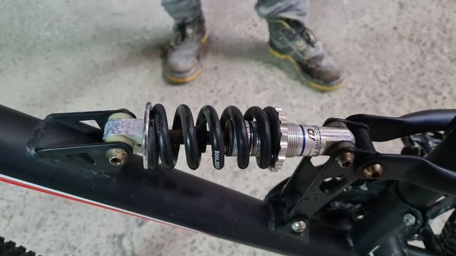 SE VENDE BICICLETA DE MONTAÑA MOUNTAIN 45 FS