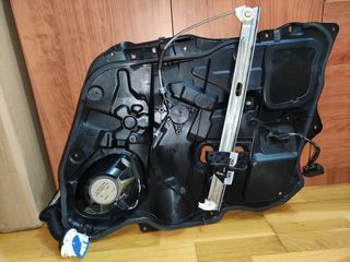 Elevalunas Mazda 3 BK