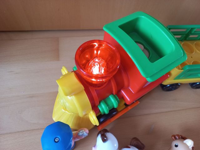 Juguete tren animales