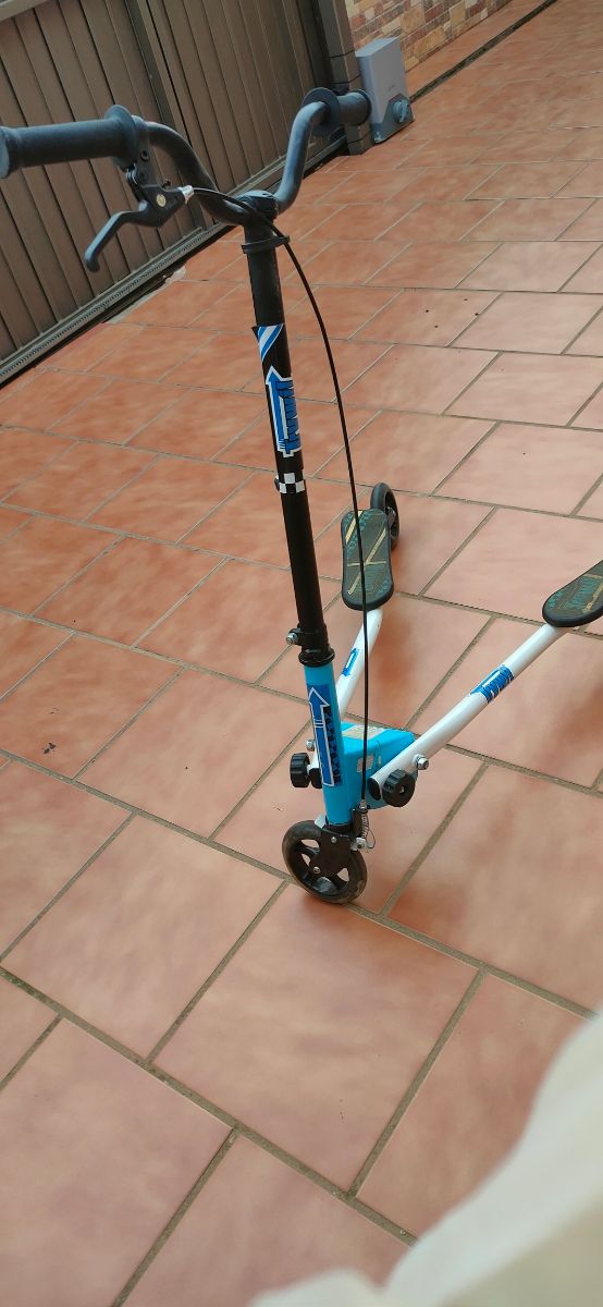 gran patinete de 3 ruedas