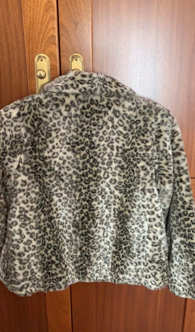 Chaqueta de pelo animal print