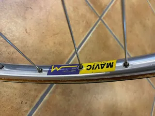 Ruedas de carretera Mavic clásicas de eje de 9