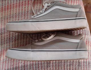 Vans  gris unisex.  Nuevos.  talla 40