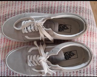 Vans  gris unisex.  Nuevos.  talla 40