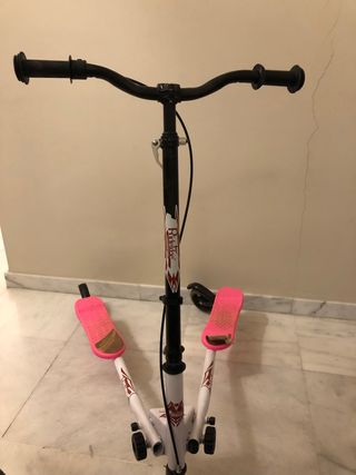 Patinete tres ruedas 