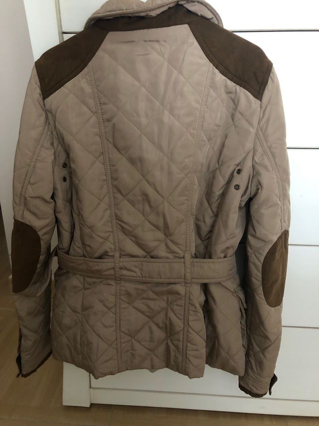 Chaquetón Talla M (38) Zara