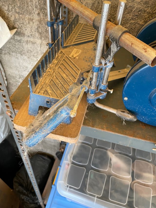 Inglete, sierra de mano