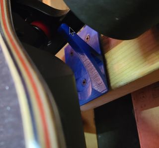 Soporte de pared para skateboard o longboard