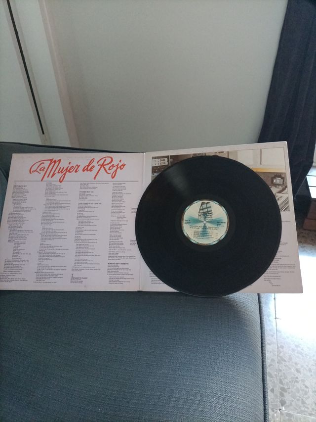 disco vinilo la Mujer de Rojo