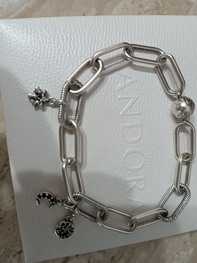 pusiera Pandora la marca