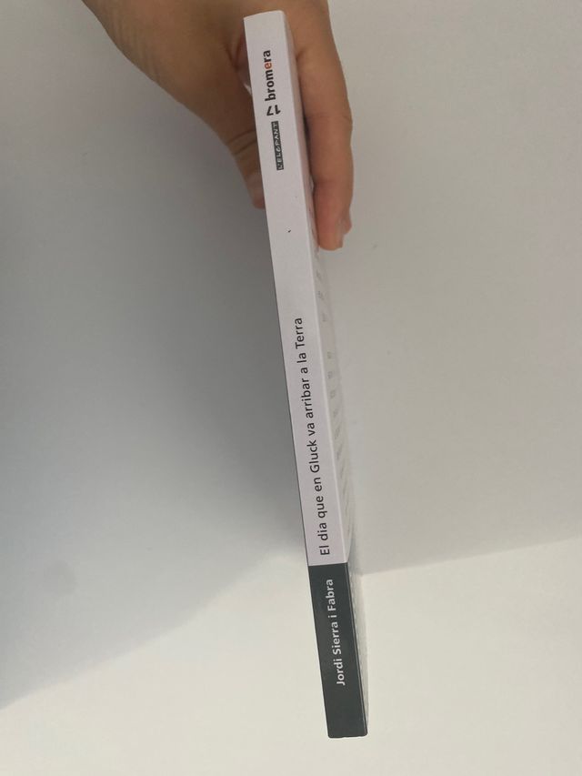 Libro el día q en Gluck va arribar a la Terra