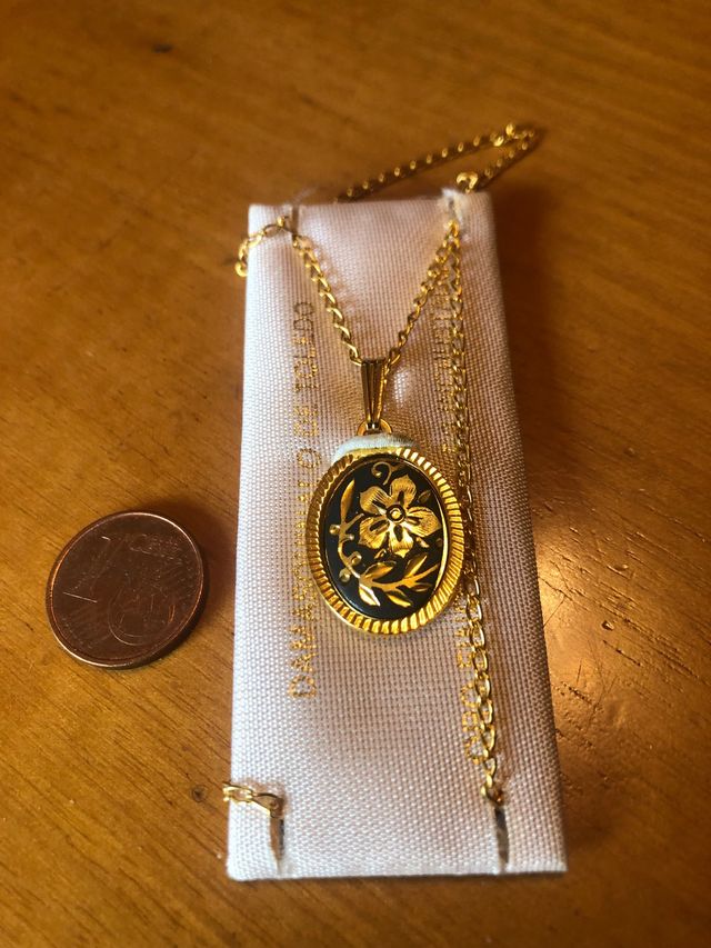 Colgante de damasquinado