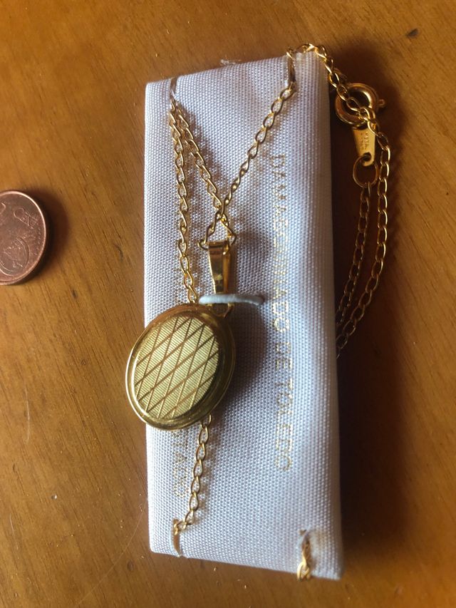 Colgante damasquinado