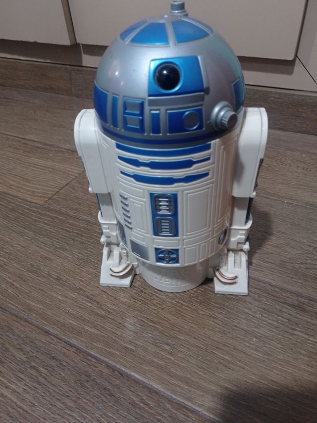 R2-D2