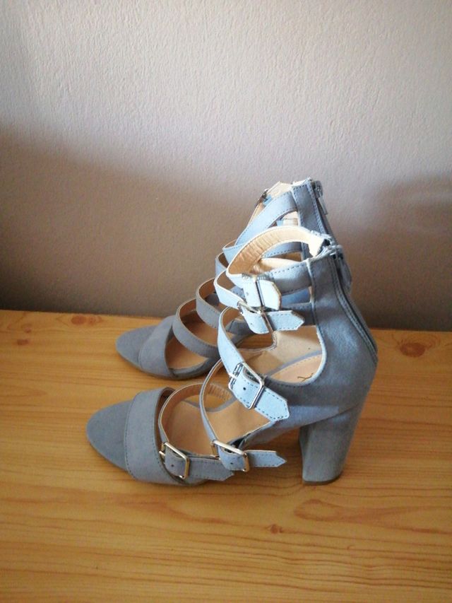 tacones New York Company