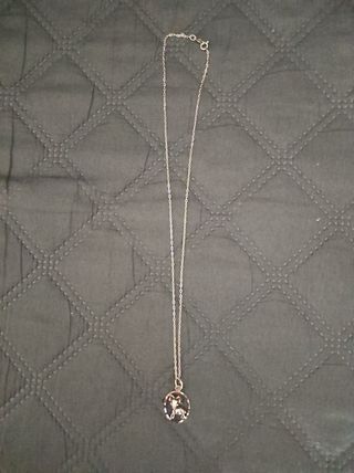 Colgante y cadena de plata 