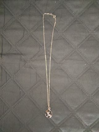Colgante y cadena de plata 