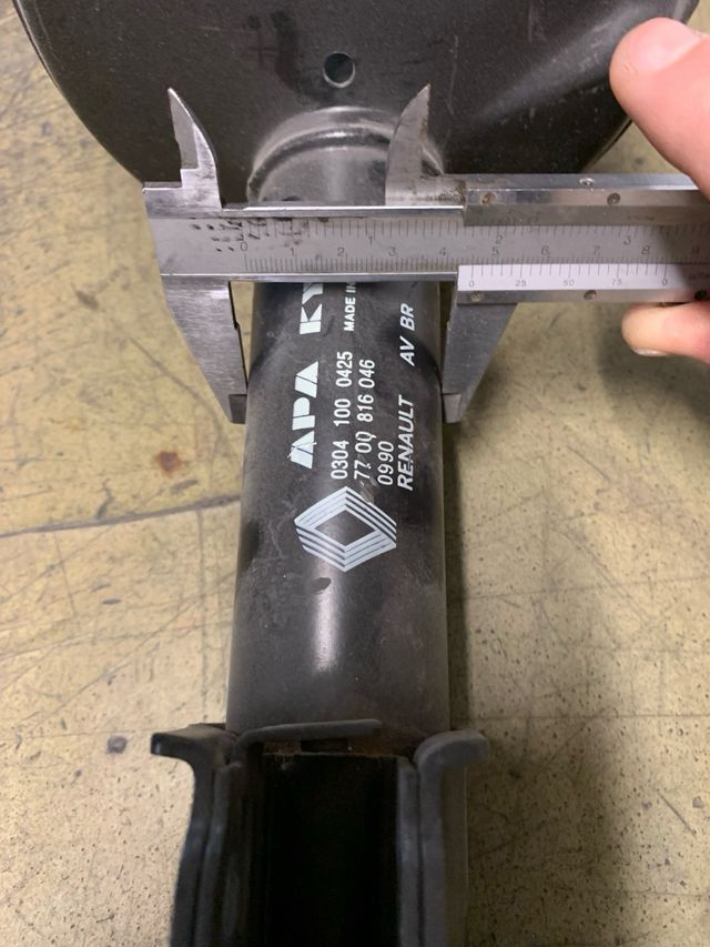 Amortiguadores delanteros Renault Clio I