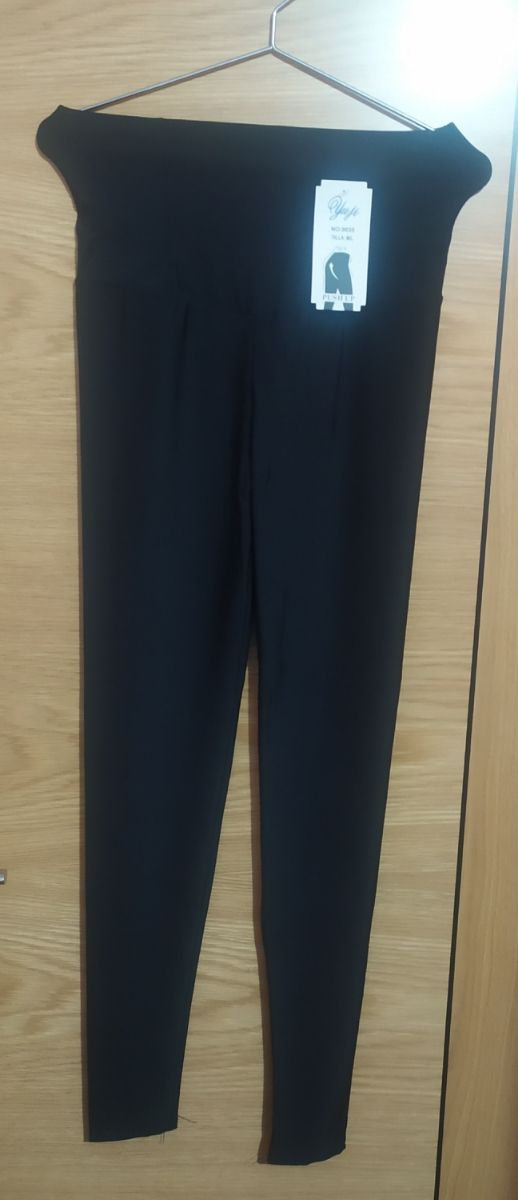 Mallas/legging NEGRAS. Talla M.