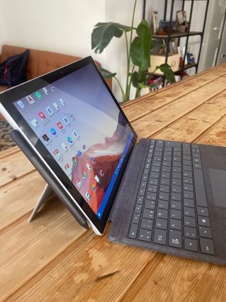 Microsoft Surface Pro 7, i7, 16 GB, 512 GB