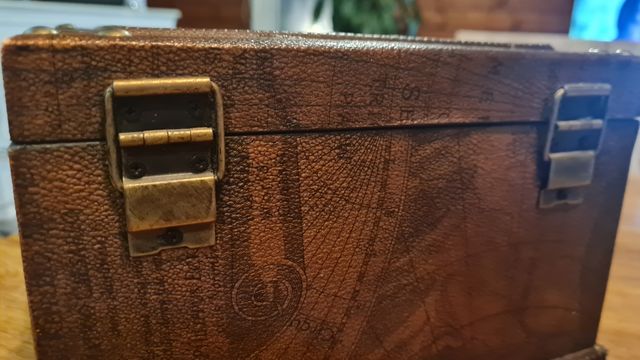 BAUL DE MADERA MACIZA