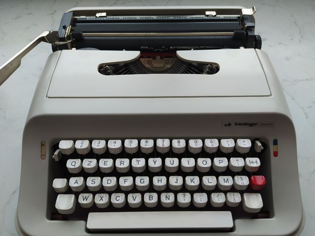 MACCHINA DA SCRIVERE OLIVETTI SCHEIDEGGER VINTAGE