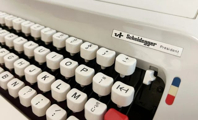 MACCHINA DA SCRIVERE OLIVETTI SCHEIDEGGER VINTAGE