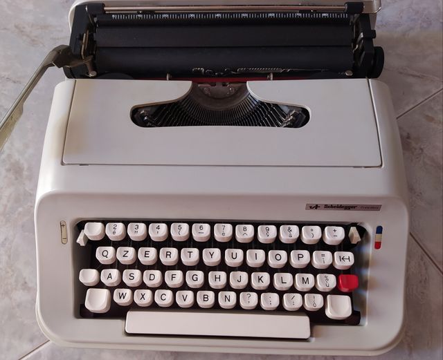 MACCHINA DA SCRIVERE OLIVETTI SCHEIDEGGER VINTAGE