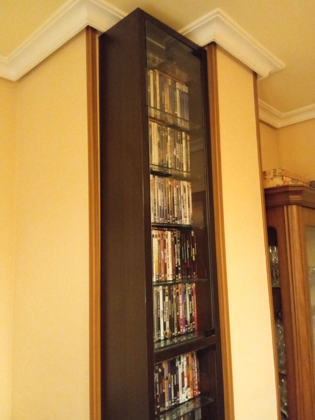 Mueble DVDs