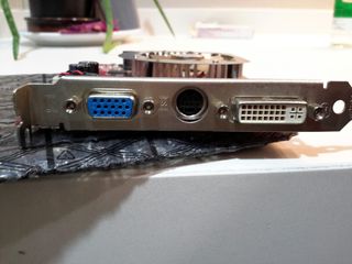 tarjeta gráfica ATI Radeon X1300