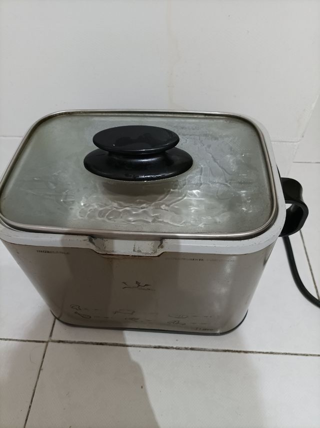 Freidora De aceite Jata