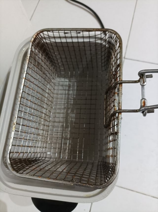 Freidora De aceite Jata