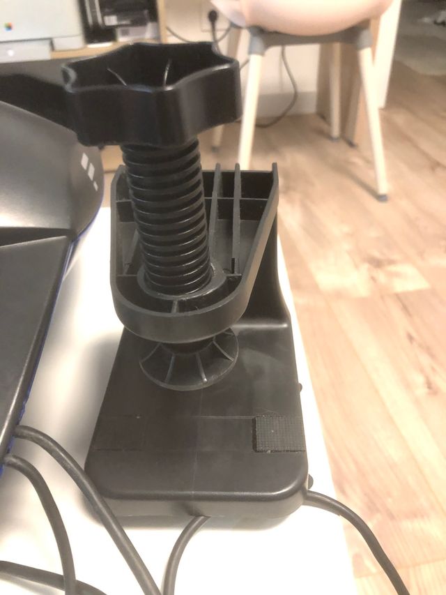 Volante y pedales para play station