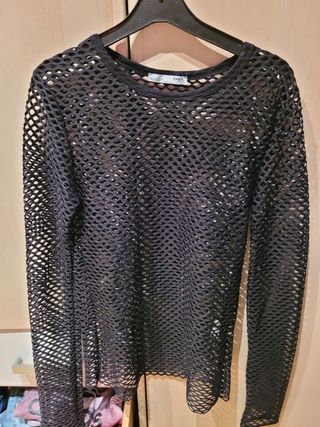 Blusa negra rejilla