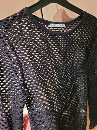 Blusa negra rejilla