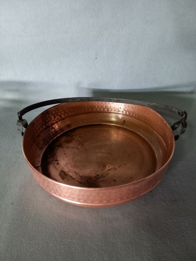 Centro de mesa, Olla de cobre