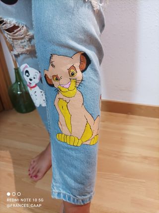 Pantalón pintado a mano 