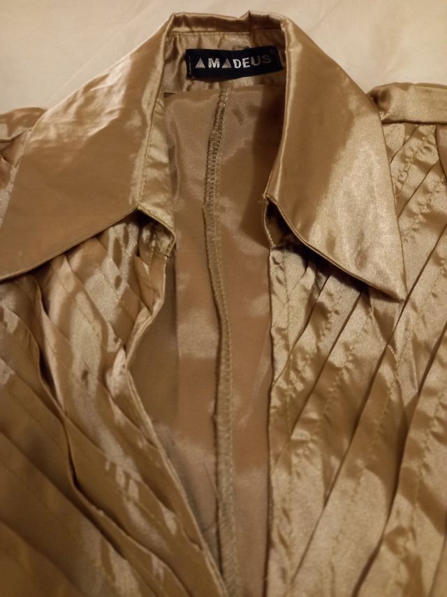 Blusa de Raso DORADA