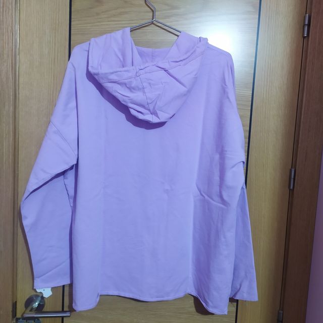 Sudadera Lila clarito.